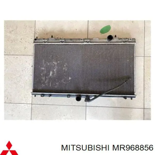 Купить MR968856 Mitsubishi Радиатор водяной