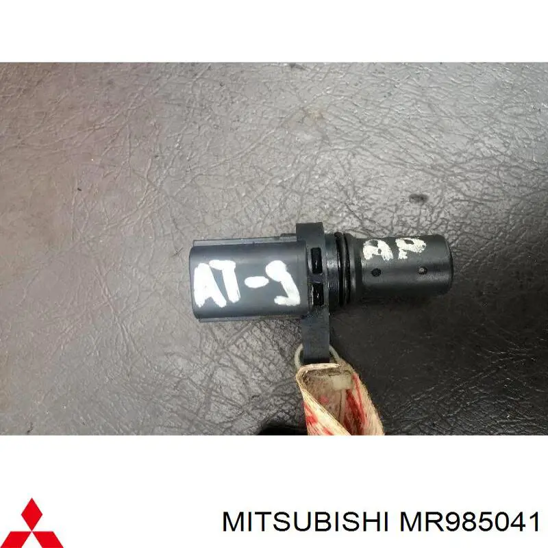 Датчик распредвала MR985041 Mitsubishi