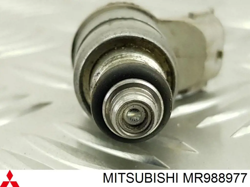 Топливные форсунки STMR988977 SAT