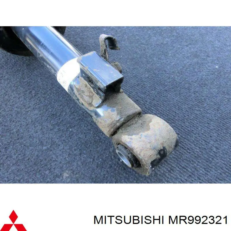 Стойка амортизатора передняя Mitsubishi MR992321 цена, от 19.00 USD