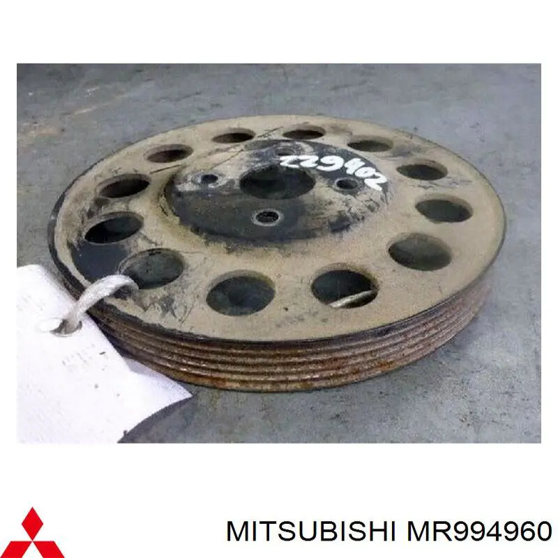 Шкив водяной помпы MR994960 Mitsubishi