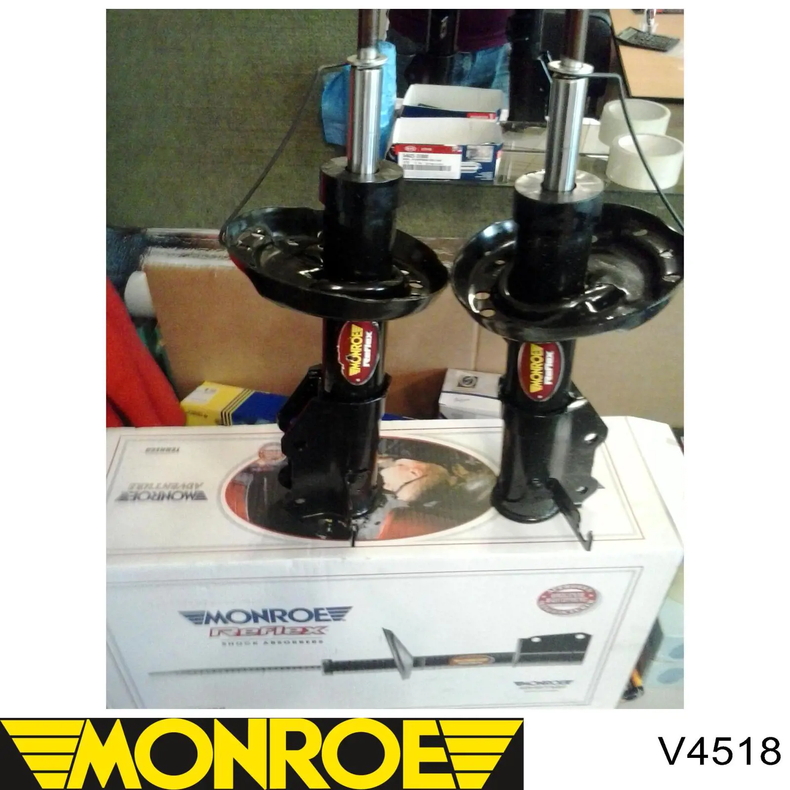 Стойка амортизатора передняя Ford 1833280 цена, от 84.99 USD