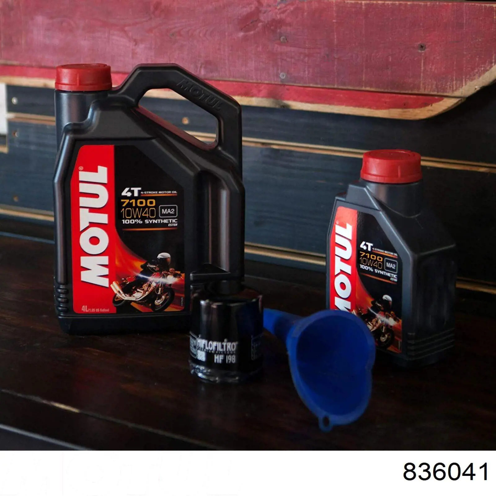 Моторное масло 836041 Motul