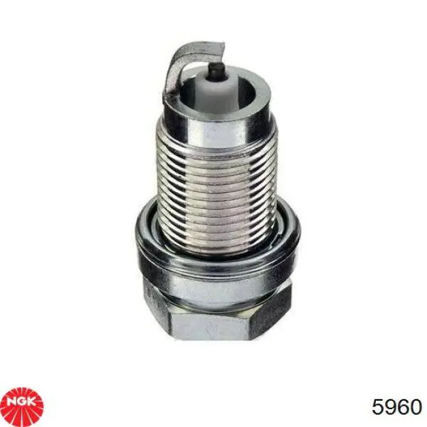 5960 NGK Свечи зажигания