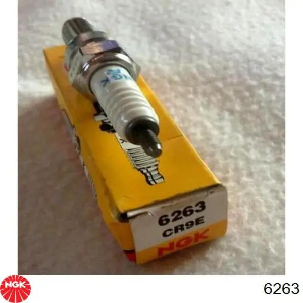Свеча зажигания NGK 6263 цена, от 8.46 USD