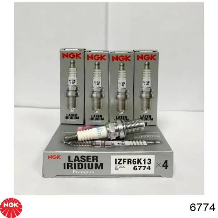 Свечи зажигания 6774 NGK