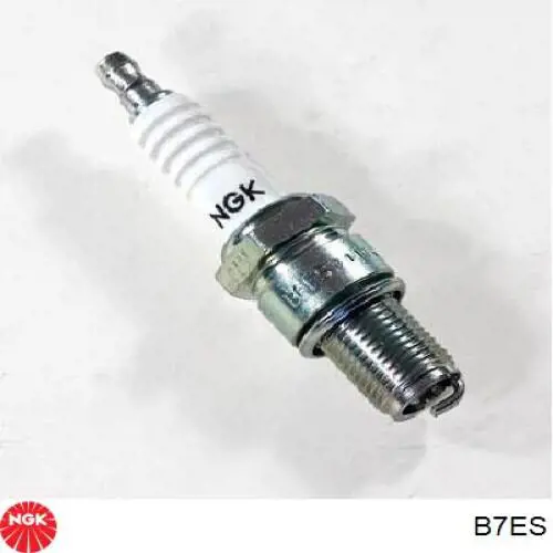B7ES NGK Свечи зажигания