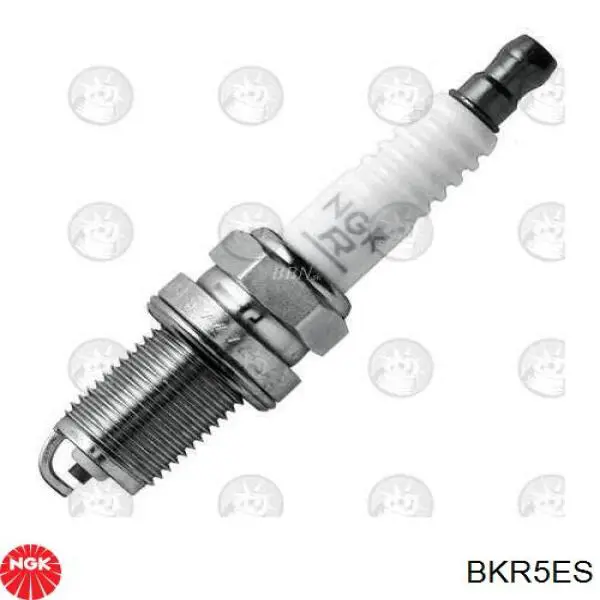 Свечи зажигания BKR5ES NGK