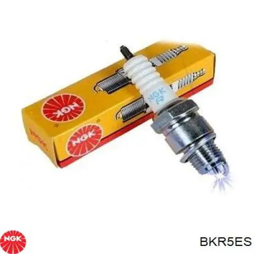 Свечи зажигания BKR5ES NGK