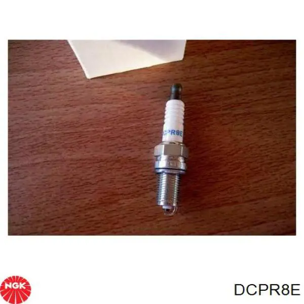 Свеча зажигания NGK DCPR8E цена, от 5.93 USD