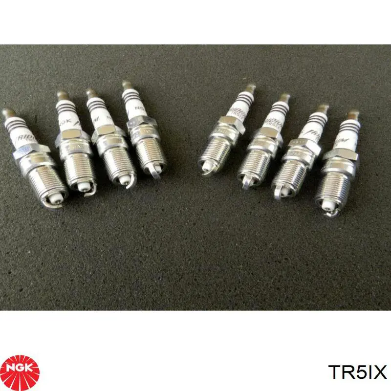 Купить TR5IX NGK Свечи автомобильные