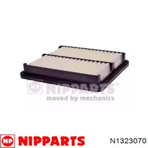 N1323070 Nipparts Воздушный фильтр двигателя