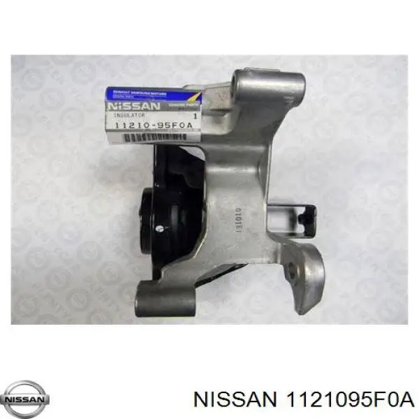 Подушка (опора) двигателя правая Nissan 1121095F0A