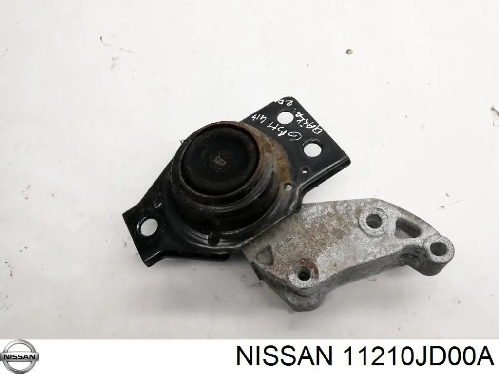 Купить 11210JD00A Nissan/Infiniti Правая опора двигателя