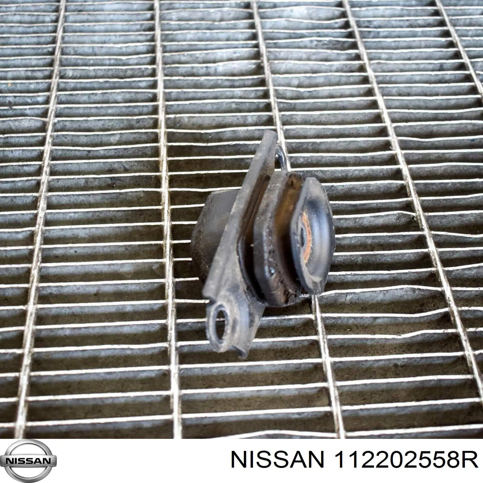 Купить 112202558R Nissan/Infiniti Левая подушка двигателя