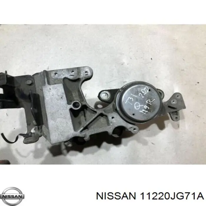 Левая подушка двигателя 11220JG71A Nissan/Infiniti