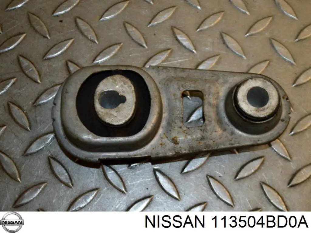 Верхняя подушка двигателя Nissan/Infiniti 113504BD0A