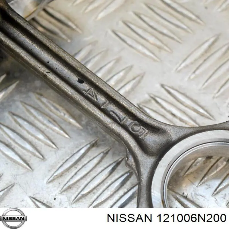 Шатун поршня двигателя 121006N200 Nissan/Infiniti