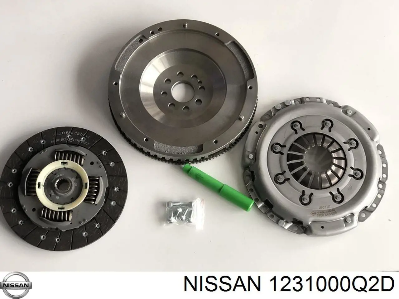 1231000Q2D Nissan volante de motor