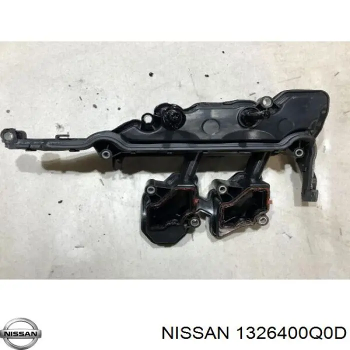 1326400Q0D NISSAN Tapa de balancines original y equivalente