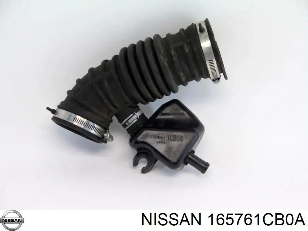 165761CB0A Nissan/Infiniti Патрубок воздушный, выход воздушного фильтра
