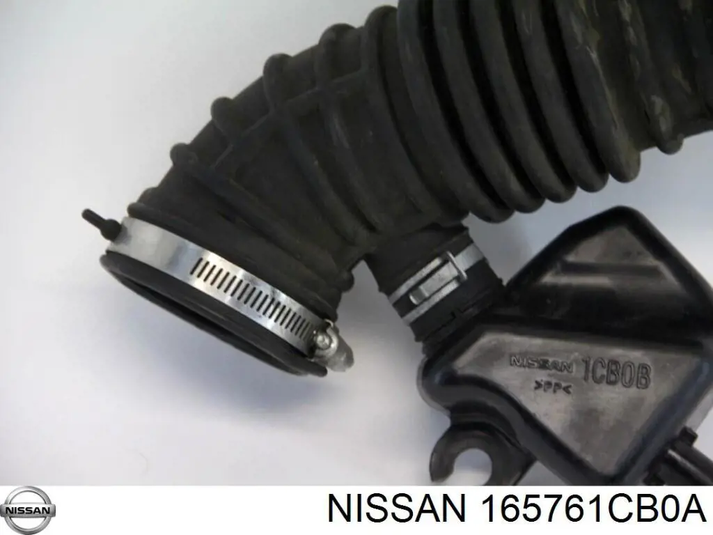 Купить 165761CB0A Nissan/Infiniti Выпускной патрубок воздушного фильтра