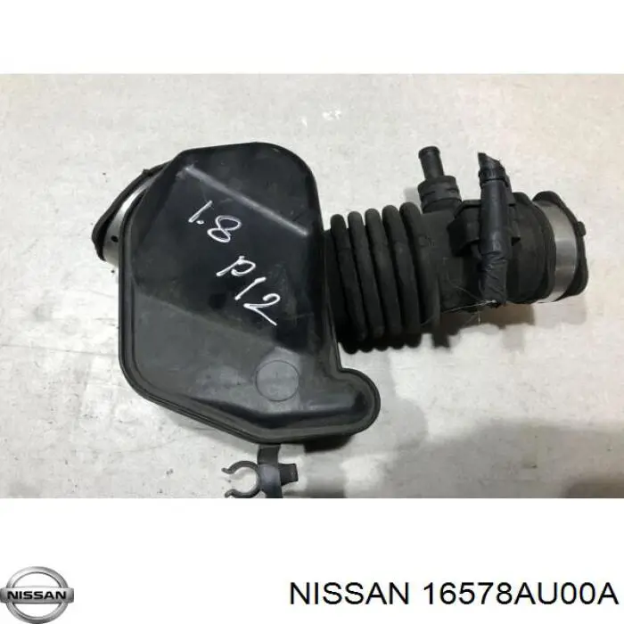 16578AU00A NISSAN Manguito, alimentación de aire original y equivalente