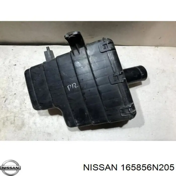 Резонатор воздушного фильтра 165856N205 Nissan