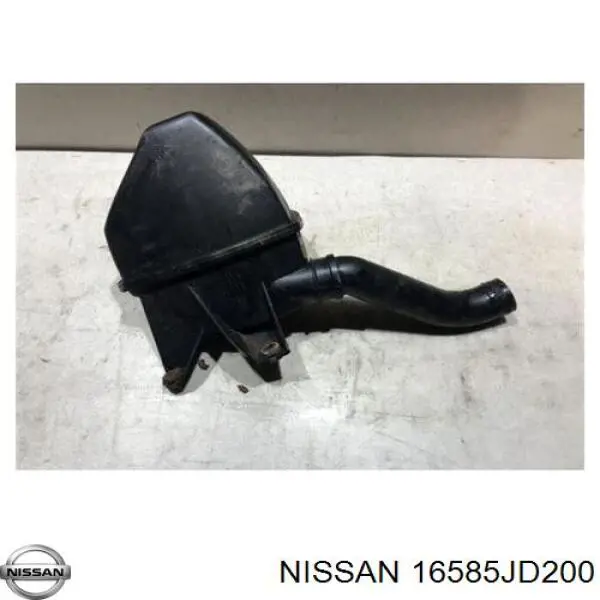 Резонатор воздушного фильтра на Nissan Qashqai +2 