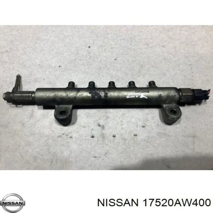 Распределитель топлива (рампа) на Nissan X-Trail T30