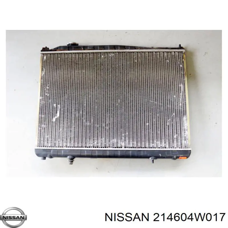 Радиатор 214604W017 Nissan