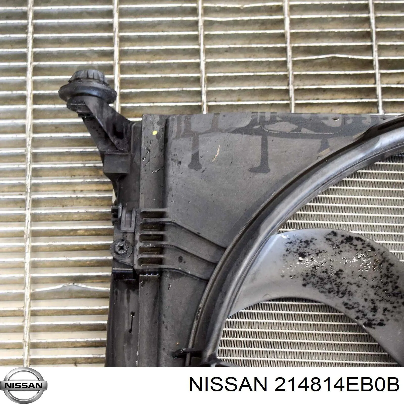Диффузор радиатора охлаждения в сборе с крыльчаткой Nissan/Infiniti 214814EB0B