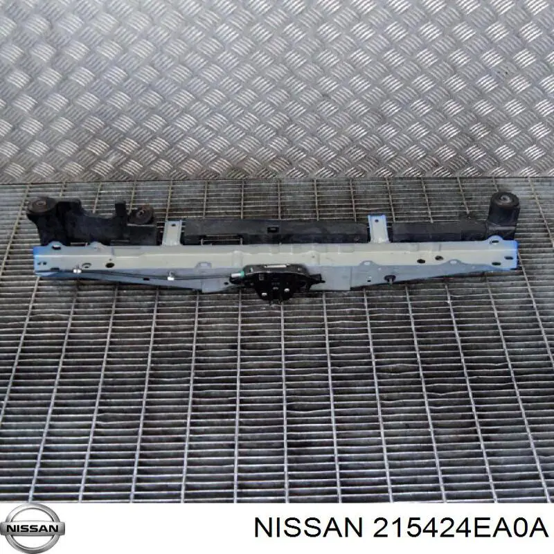 Подушка крепления радиатора Nissan/Infiniti 215424EA0A