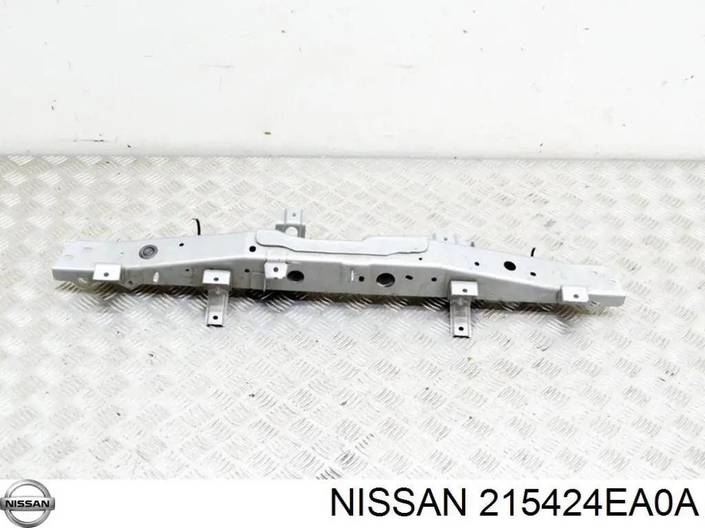 Купить 215424EA0A Nissan/Infiniti Кронштейн радиатора верхний