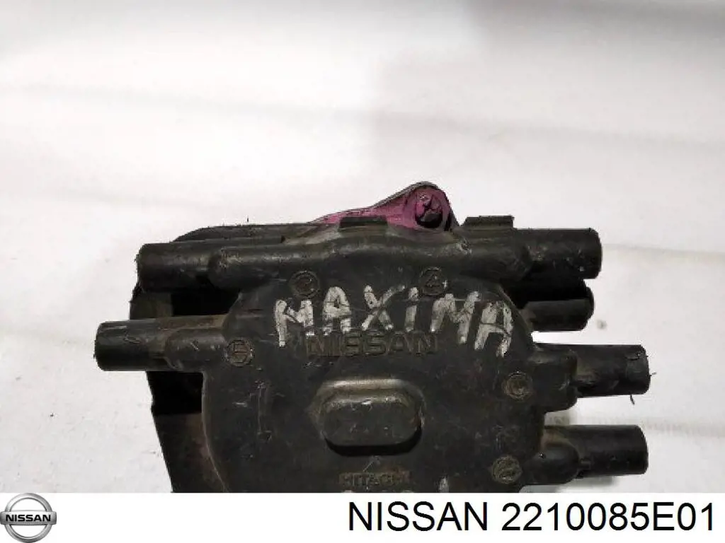 2210085E01 Nissan/Infiniti Распределитель зажигания (трамблер)