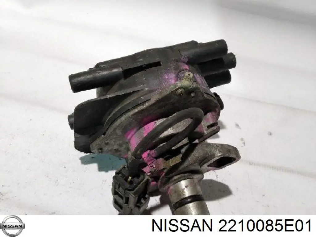 2210085E01 Nissan распределитель зажигания (трамблер)