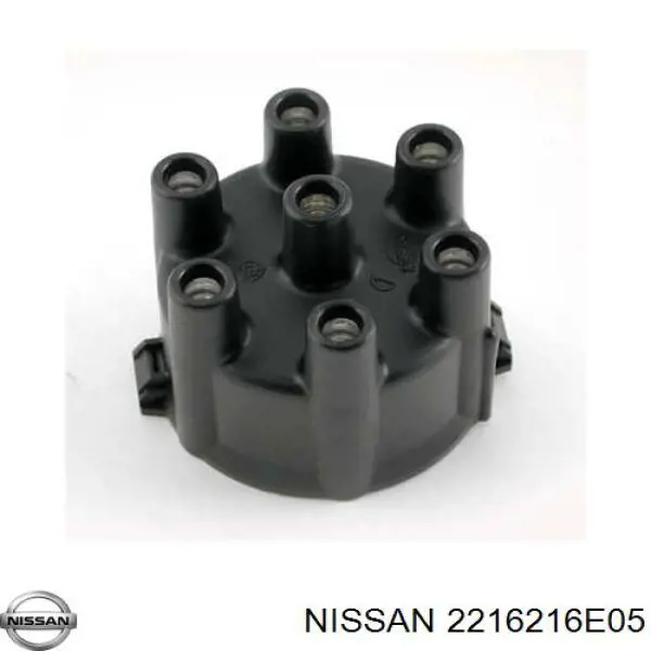 Крышка распределителя зажигания (трамблера) 2216216E05 Nissan