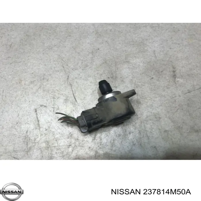 Клапан (регулятор) холостого хода на Nissan Almera N16 (Ниссан Альмера)