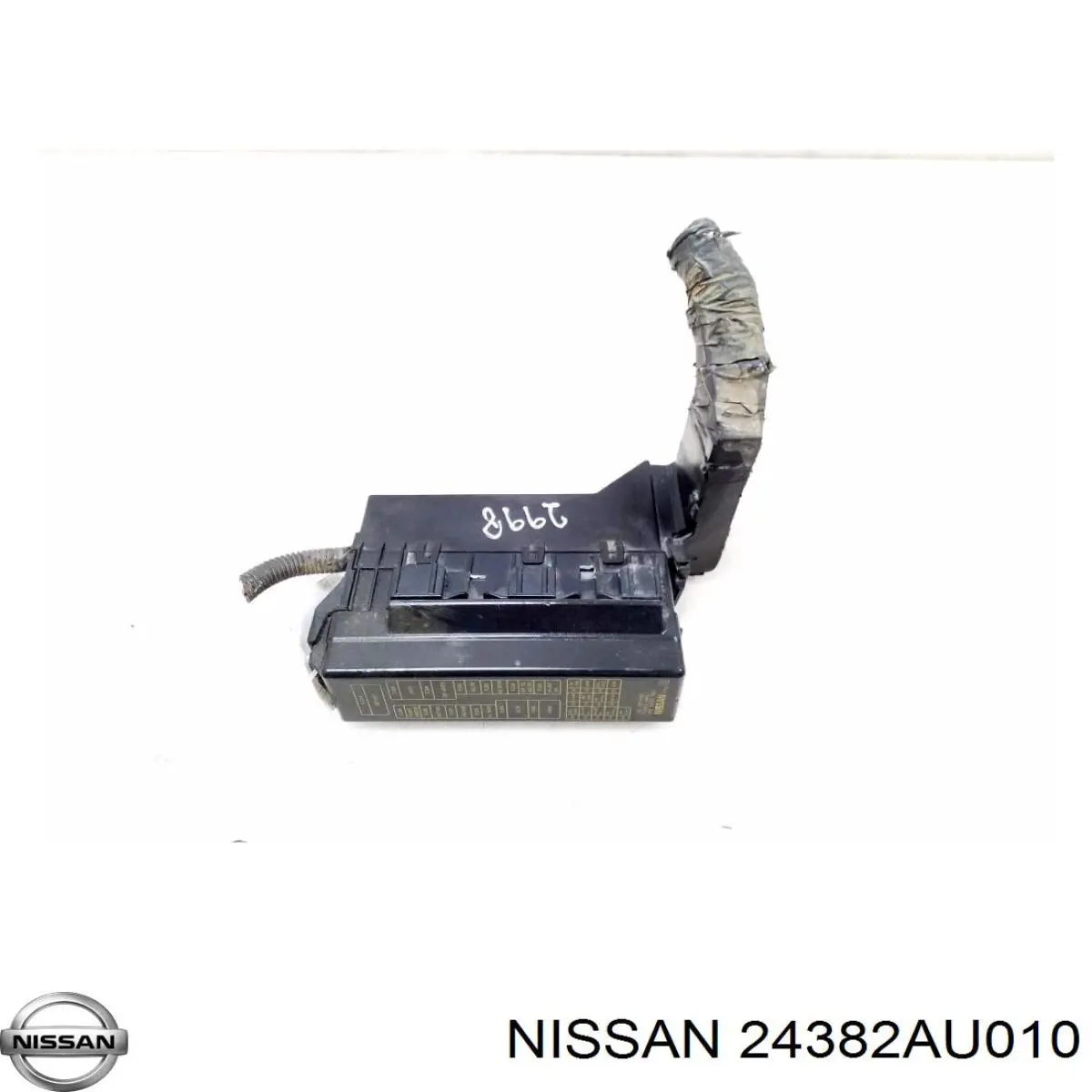 24382AU010 Nissan 