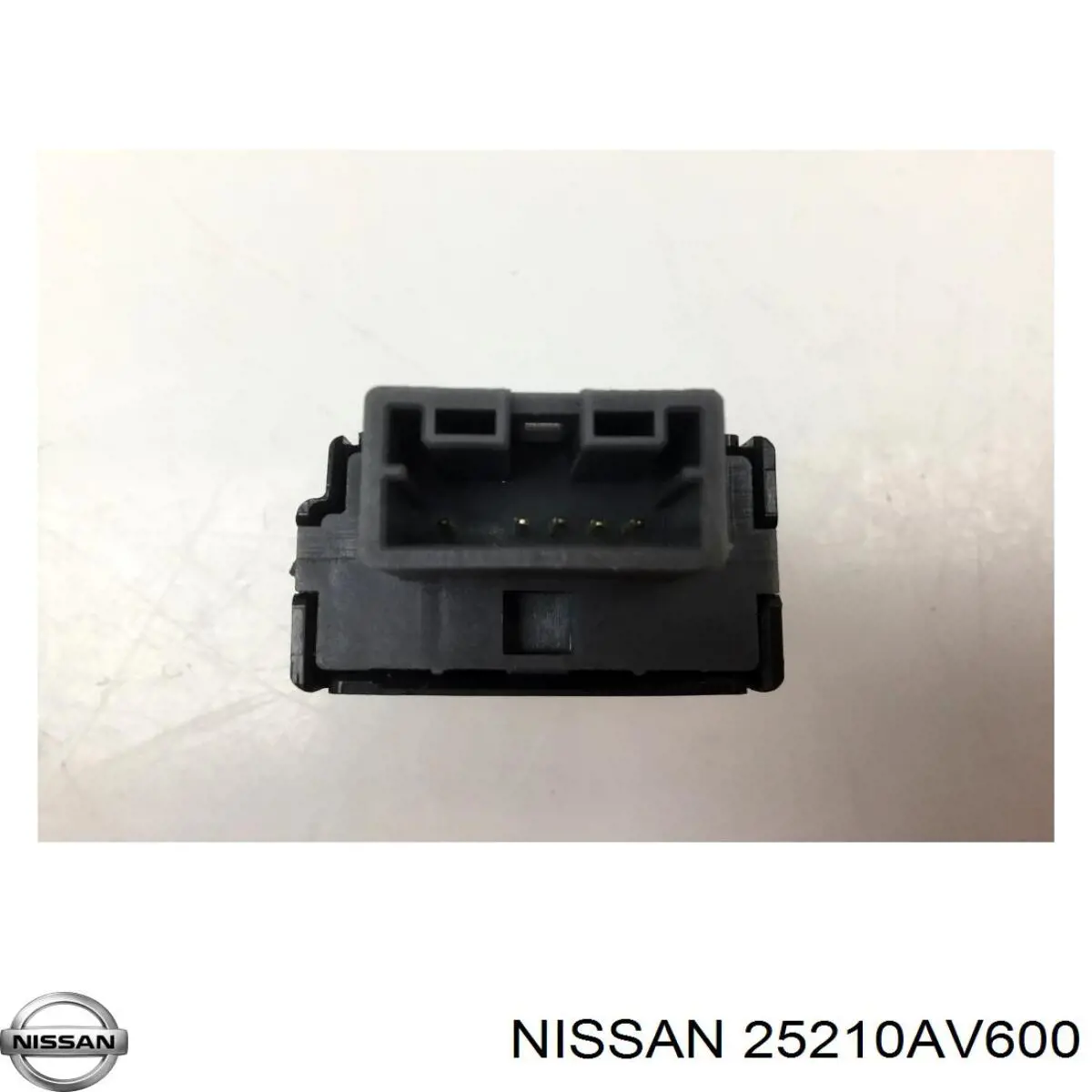 Кнопка блокировки дверей Nissan/Infiniti 25210AV600 цена, от 11.29 USD