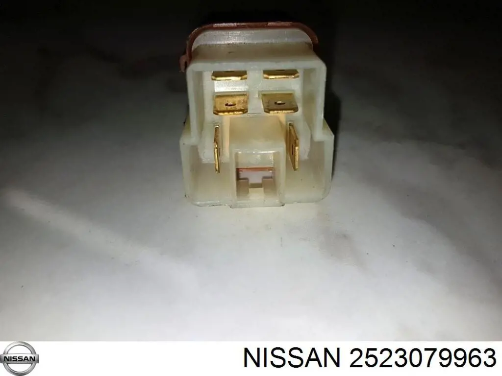  25320C9963 Nissan