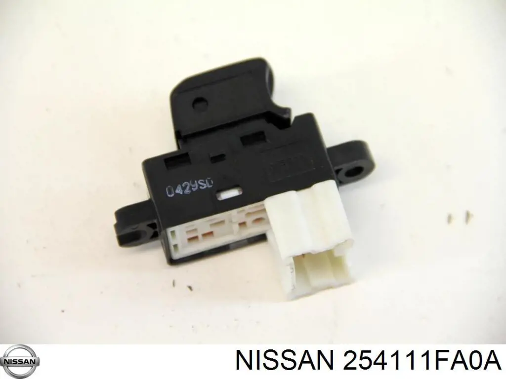 254111FA0A Nissan botão dianteiro direito de ativação de motor de acionamento de vidro