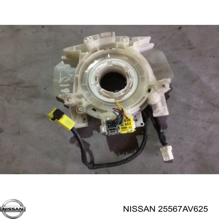 Купить 25567AV625 Nissan/Infiniti Переключатель подрулевой, центральная часть