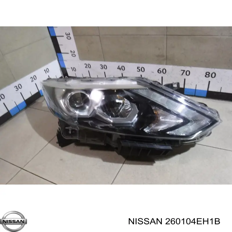 Правая блок фара Nissan/Infiniti 260104EH1B цена, от 303.79 USD
