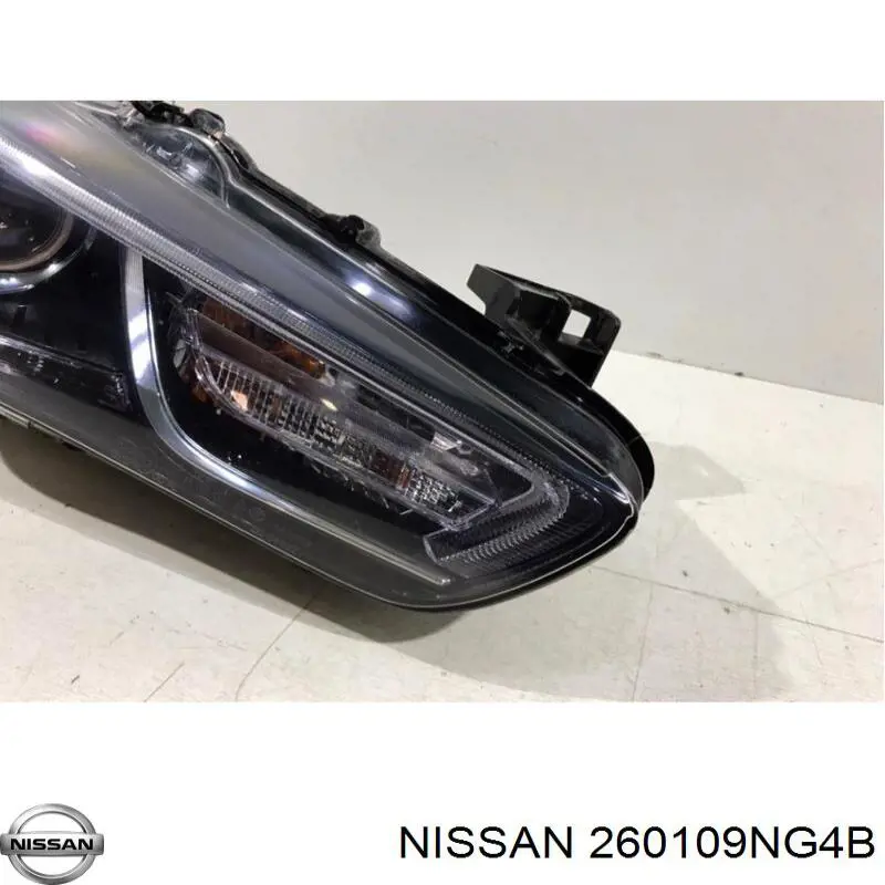 260109NG4B Nissan/Infiniti Фара передняя правая