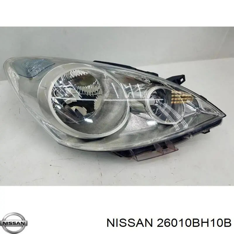 26010BH10B Nissan/Infiniti Фара передняя правая