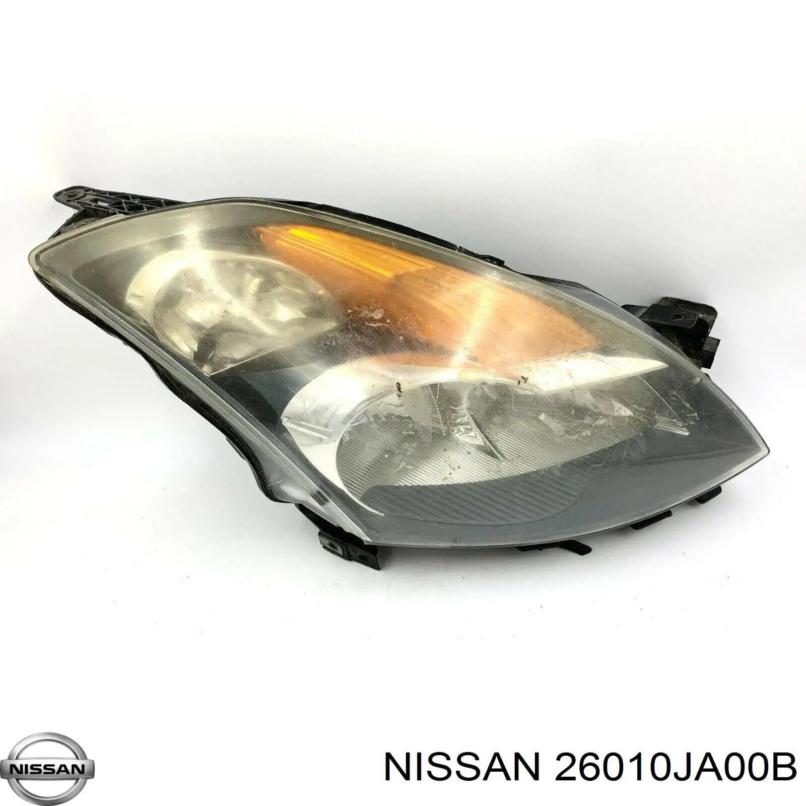 26010JA00B Nissan/Infiniti Фара передняя правая