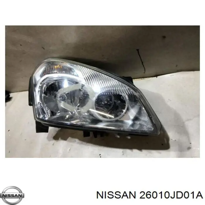 26010JD01A Nissan/Infiniti Фара передняя правая