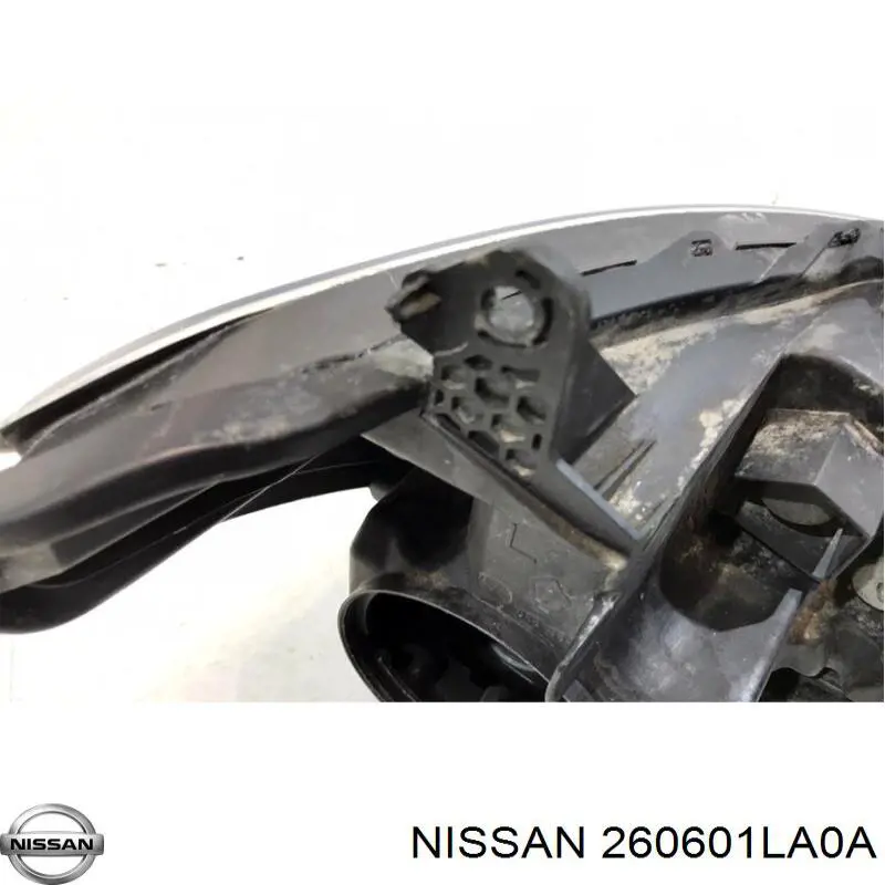 Левая фара 260601LA0A Nissan/Infiniti