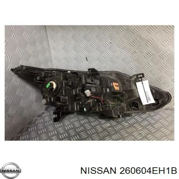 Купить 260604EH1B Nissan/Infiniti Фара левая передняя
